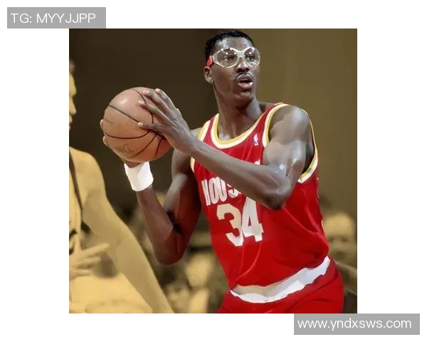 哈基姆·奥拉朱旺：从梦幻脚步到NBA历史传奇的崛起之路