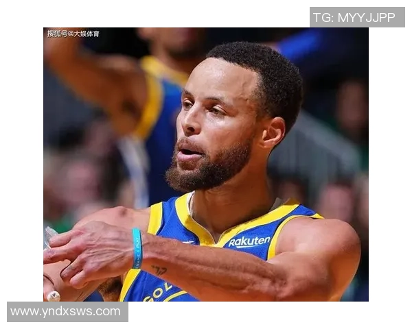 斯蒂芬库里引领勇士再度崛起展现篮球巨星的非凡领导力与精准投射